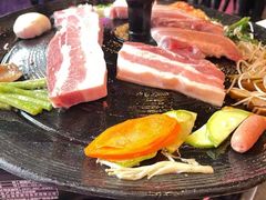 -豚豚家돈돈가韩国锅盖烤肉(新北万达店)