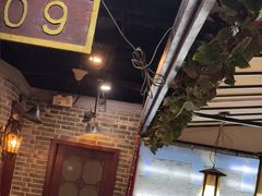 -东口码头·烧鸽子·鱼头泡饼·地方菜(金鹰悦城店)