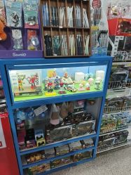 -逝水玩具折扣店