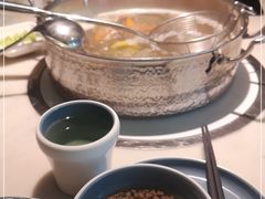 -左庭右院鲜牛肉火锅(浦江欢乐颂店)