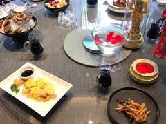 -御花园·粤菜·海鲜火锅(中山公园店)