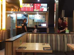 大堂-尊宝比萨(万科金色城市店)