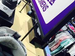 -SKECHERS 斯凯奇(上海国际时尚中心店)