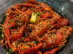 -肥肥虾庄·金牌油焖大虾(汉口城市广场店)