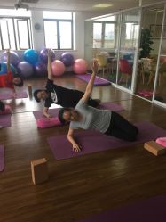 -爱尔乐美孕产瑜伽·普拉提