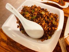 -滇香肴·云南菜蒸汽石锅鱼(云南北路店)