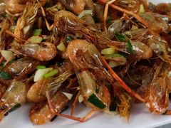 葱爆湖虾-翠茗农庄土菜馆(天目湖店)