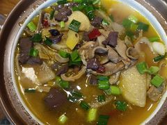 -头上红煨盐鸡·非遗院子餐厅