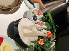 -领鲜天下·焗海鲜·花胶鸡(天目里店)