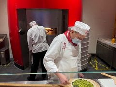 -城市大道红炉披萨烘焙坊