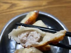 -黄阿姨锅贴大王(万航渡路店)