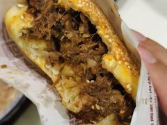 牛肉烧饼（多肉）-穆得·老周家牛肉烧饼(普利街店)