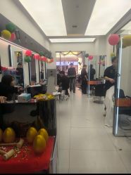 -乾健·烫染·接发SALON