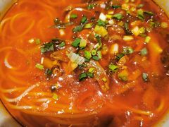 -呼啦面馆·头牌豌杂面(爱琴海店)