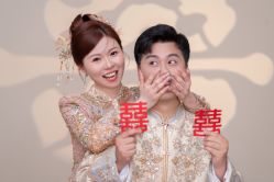 -雪中彩影婚纱摄影·微光艺术中心