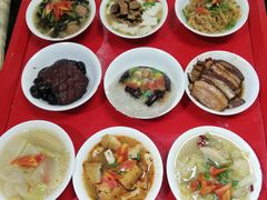 -蓝田九大碗民俗食府(蓝田店)