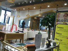 -肆兮眼镜·蔡司·徕卡战略合作店(大坪店)