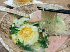 -至尊堡餐厅(东涌路店)