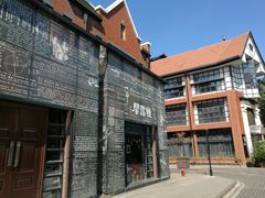 -钟书阁(松江泰晤士小镇店)