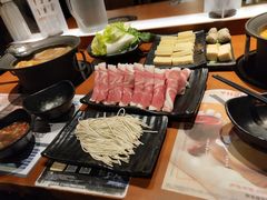 -呷哺呷哺(星光天地店)