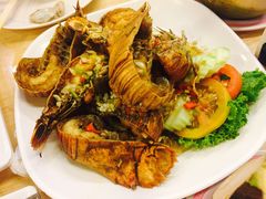 -J Daeng Seafood