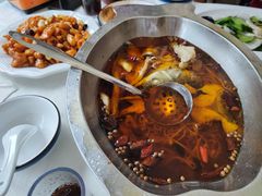 -鑫巴蜀小镇 · 水煮鱼专研店(玉桥店)
