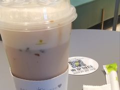 -奈雪的茶(亨特国际广场店)