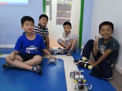 -童程童美少儿编程乐高机器人(红谷滩校区)