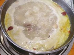 -汤宴参须肚包鸡(蒙阴店)