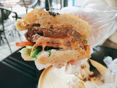 芝心手打牛肉堡-龙治汉堡(中华城店)