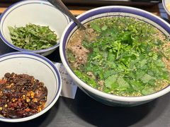 -云阿蛮云南生烫牛肉米线(奉贤路店)