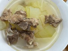 排骨炖冬瓜-大邑李记肥肠血旺