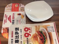 -必胜客餐厅(昆百大泰业城店)
