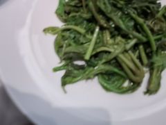 -亭下湖饭店(康岭店)