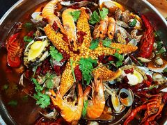 -老东镇啤酒屋海鲜加工·蒸汽海鲜·海鲜烧烤(台东店)