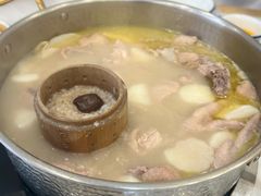 -朴小妹人参鸡汤火锅(长白山万达店)