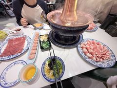 -一只羊·铜锅涮羊肉烧烤