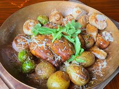 -YUE·6·西式融合餐厅(外滩六号店)