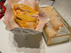 领鲜花胶鸡汤-领鲜天下·焗海鲜·花胶鸡(天目里店)