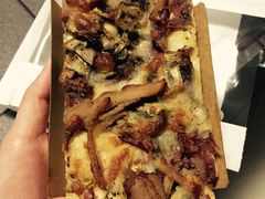 芝士双肉披萨-好利来(鲁谷店)