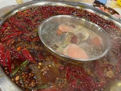 -正贰捌经重庆老火锅(建设路店)