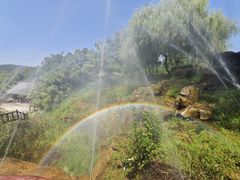 -雪山彩虹谷景区