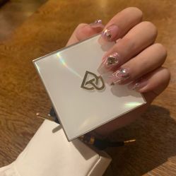 -DAZZLING BEAUTY美甲•美睫专门店