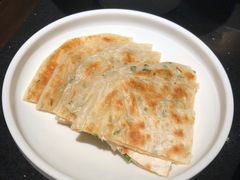 葱油飞饼-老头儿油爆虾·知味杭州(爱琴海购物中心)