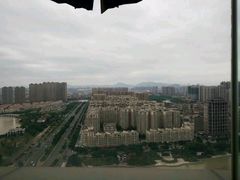 -荣誉国际酒店-云顶旋转餐厅