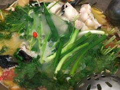 -姚记抚仙湖石锅鱼庄