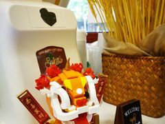 -SAFARI COFFEE