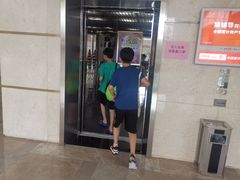 -锐菲特游泳体育健身中心(滨江店)