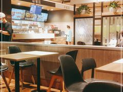 大堂-肯德基(珠峰店)