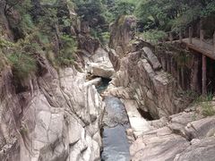 -鄣山大峡谷